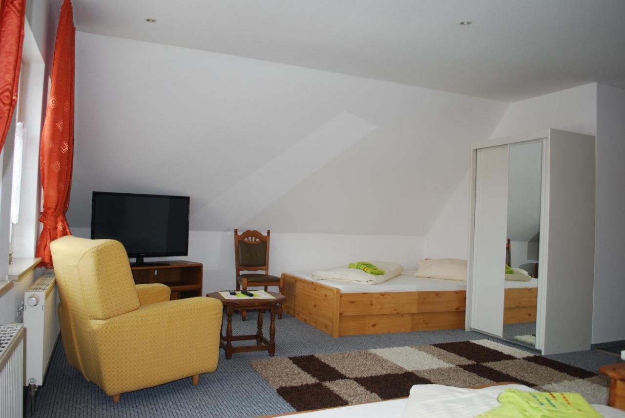 Landhotel Bienstadt Georgenthal  Eksteriør bilde